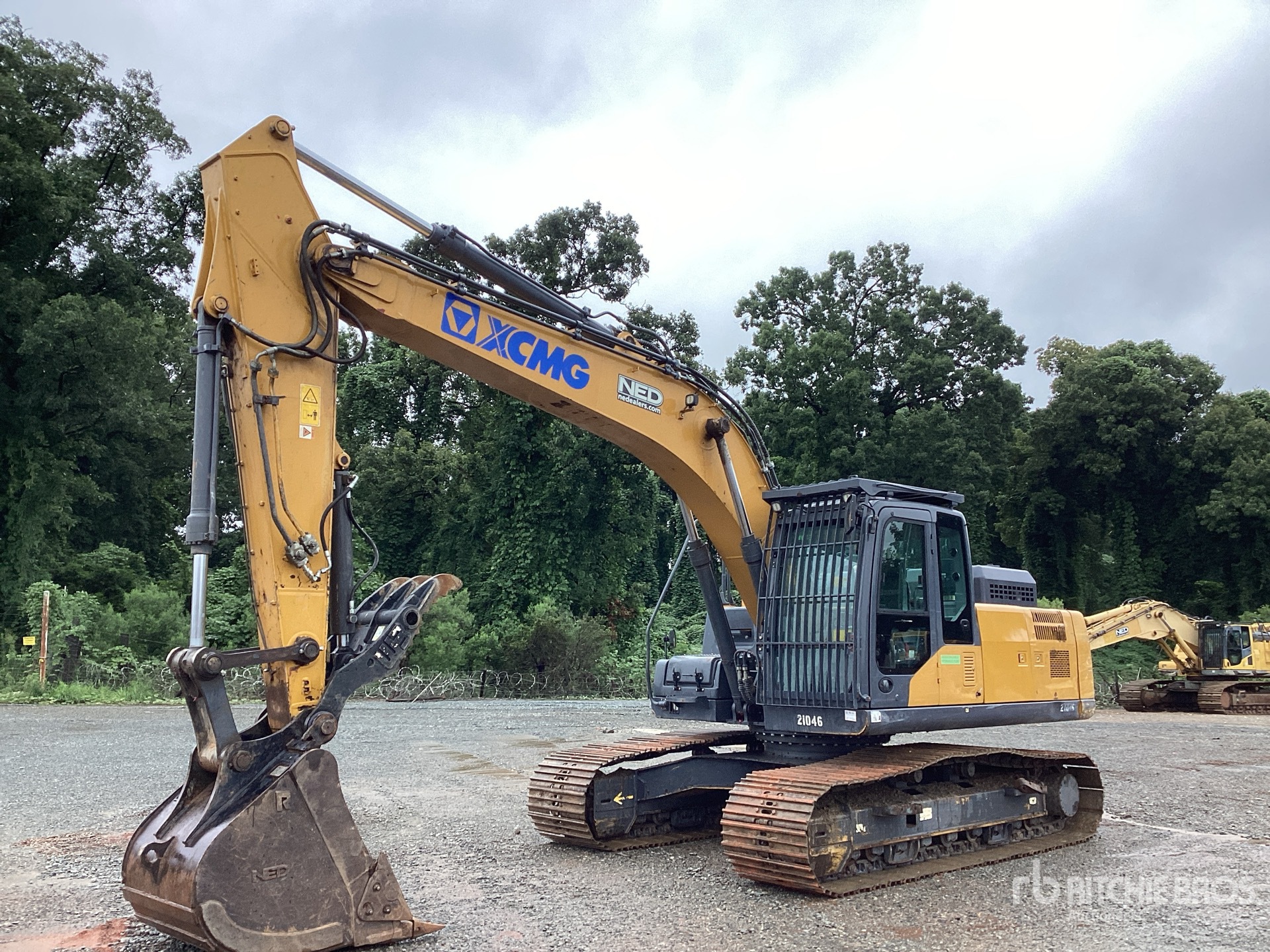 2022 XCMG XE210U Tracked Excavator