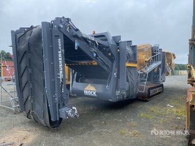 2024 IRC TS-516AF Tracked Screen