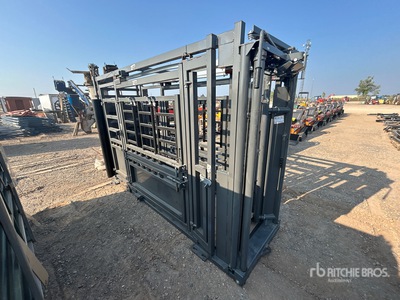 2024 BYT CC003 11 Ft Upgraded Stockman Squeeze Chute (Unused)