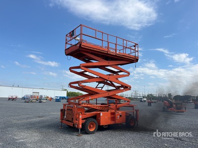 2015 Skyjack SJ9250 4x4 Diesel Elevador de tijera