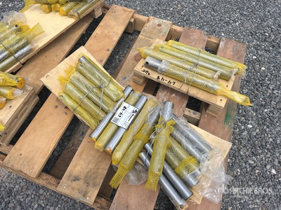 Quantity of (28) 2025 Landhero UBP-25-45 Universal Bucket Pins Pièces diverses (Unused)