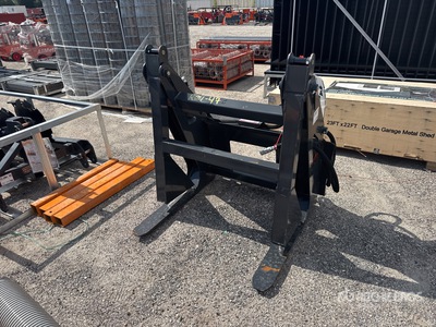 Landhonor 45 in 6400 lb Log Garfio para minicargadora (Unused)