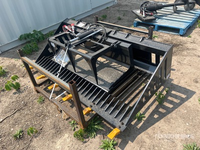 2025 GIYI GY-RB66C 66 in Skeleton Skid Steer Bucket (Unused)