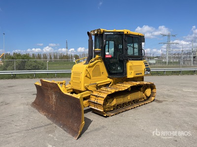 2017 Komatsu D37PX-23 جرافة مجنزرة