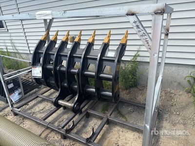 2025 ARTEER ART-RFC320 65 in Excavator Rake - Fits cat 320 (Unused)