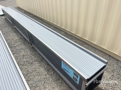 Quantity of (30) Grey Metal Roof Panels 20 ft x 17.7 in Materiale edile (Unused)