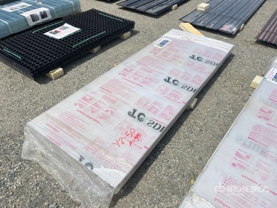 Quantity of (20) 8 ft x 35 in Clear Multi-Wall Polycarbonate Panel (Unused)