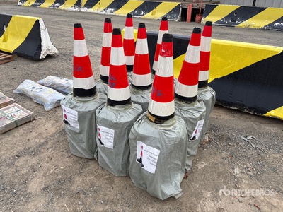 Quantity of (180) 15 in x 27 in Florescent Traffic Cones
