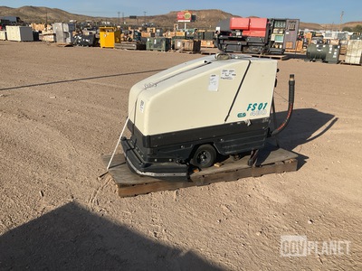 Tennant 480 Floor Scrubber