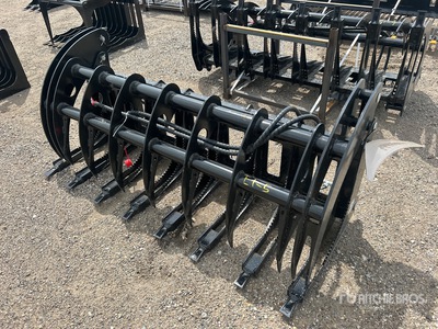 2025 GIYI GY-CLG72C 72 in Skid Steer Root Rake (Unused)