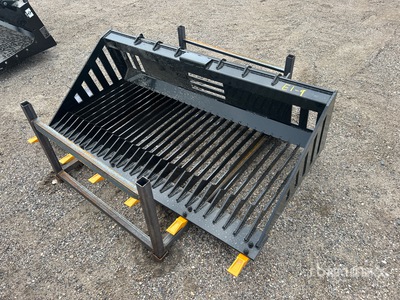 2025 GIYI GY-RB66C 66 in Rock Skid Steer Bucket (Unused)