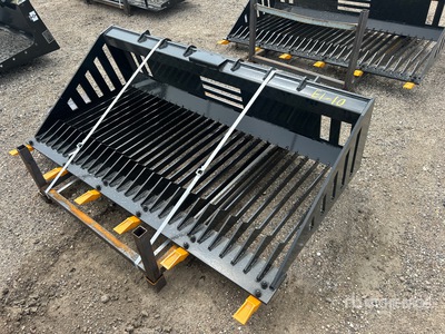 2025 GIYI GY-RB66C 66 in Rock Skid Steer Bucket (Unused)