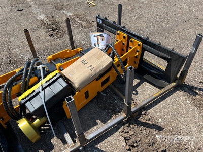 2025 GIYI GY-D680 Skid Steer Post Driver (Unused)