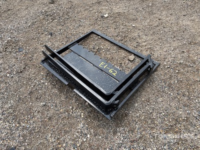 2025 GIYI GY-XHC 29 in Mini Skid Steer Forks (Unused)