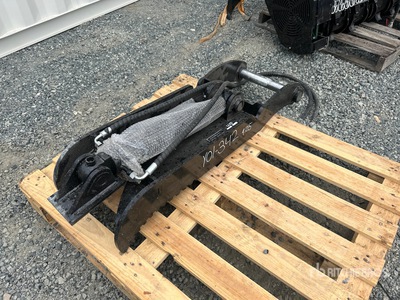 2025 GIYI GY-XJ7T 46 in Hydraulic Excavator Thumb (Unused)