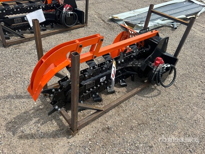 2025 GIYI GY-X39F 39 in Mini Skid Steer Trencher (Unused)