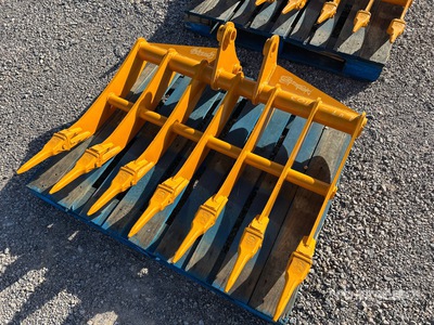 2025 GIYI 44 in مشط الحفارة - Fits Cat 305 (Unused)