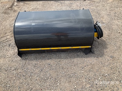 2025 GIYI GY-BS43 Mini Balayeuse pour chargeuse à différentiel (Unused)