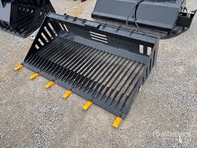 2025 GIYI GY-RB66C 66 in Rock Skid Steer Bucket (Unused)