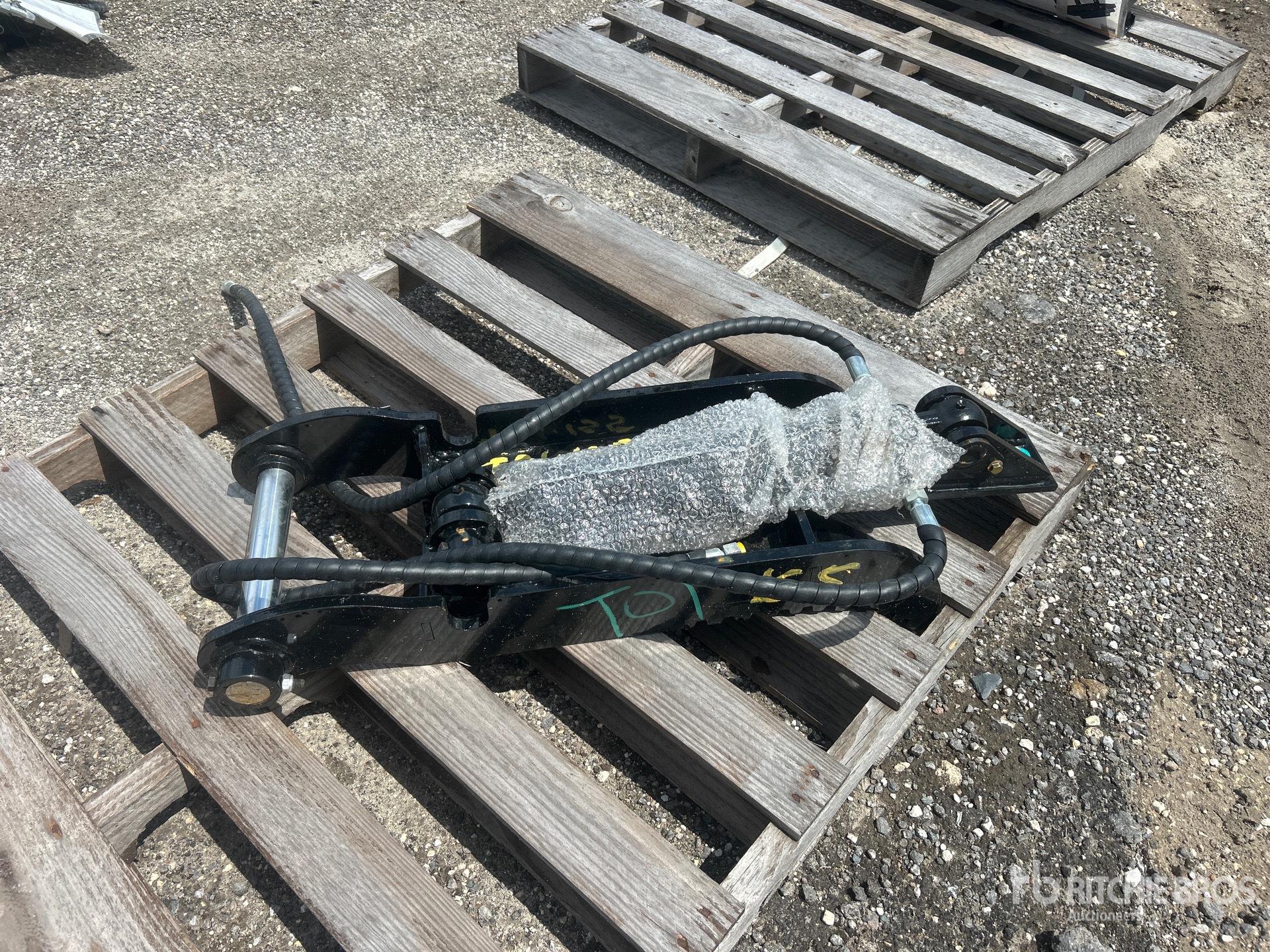 2025 GIYI GY-XJ3T Hydraulic Excavator Thumb (Unused)