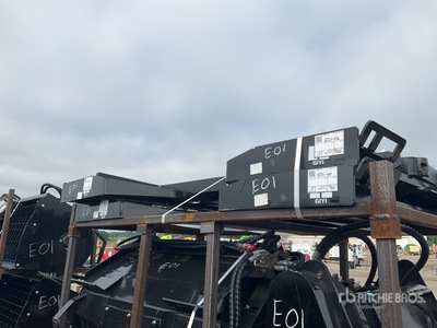 2025 GIYI GY-DHC Skid Steer Forks (Unused)