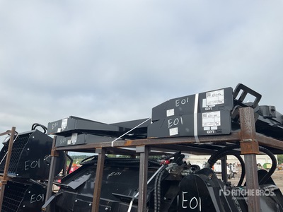 2025 GIYI GY-DHC Skid Steer Forks (Unused)