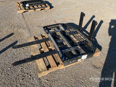 2025 GIYI GY-DHC 60 in Skid Steer Forks (Unused)