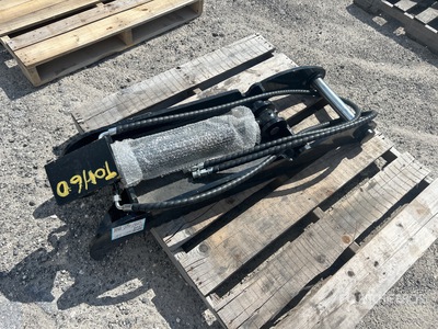 2025 GIYI GY-XJ7T Hydraulic Excavator Thumb (Unused)