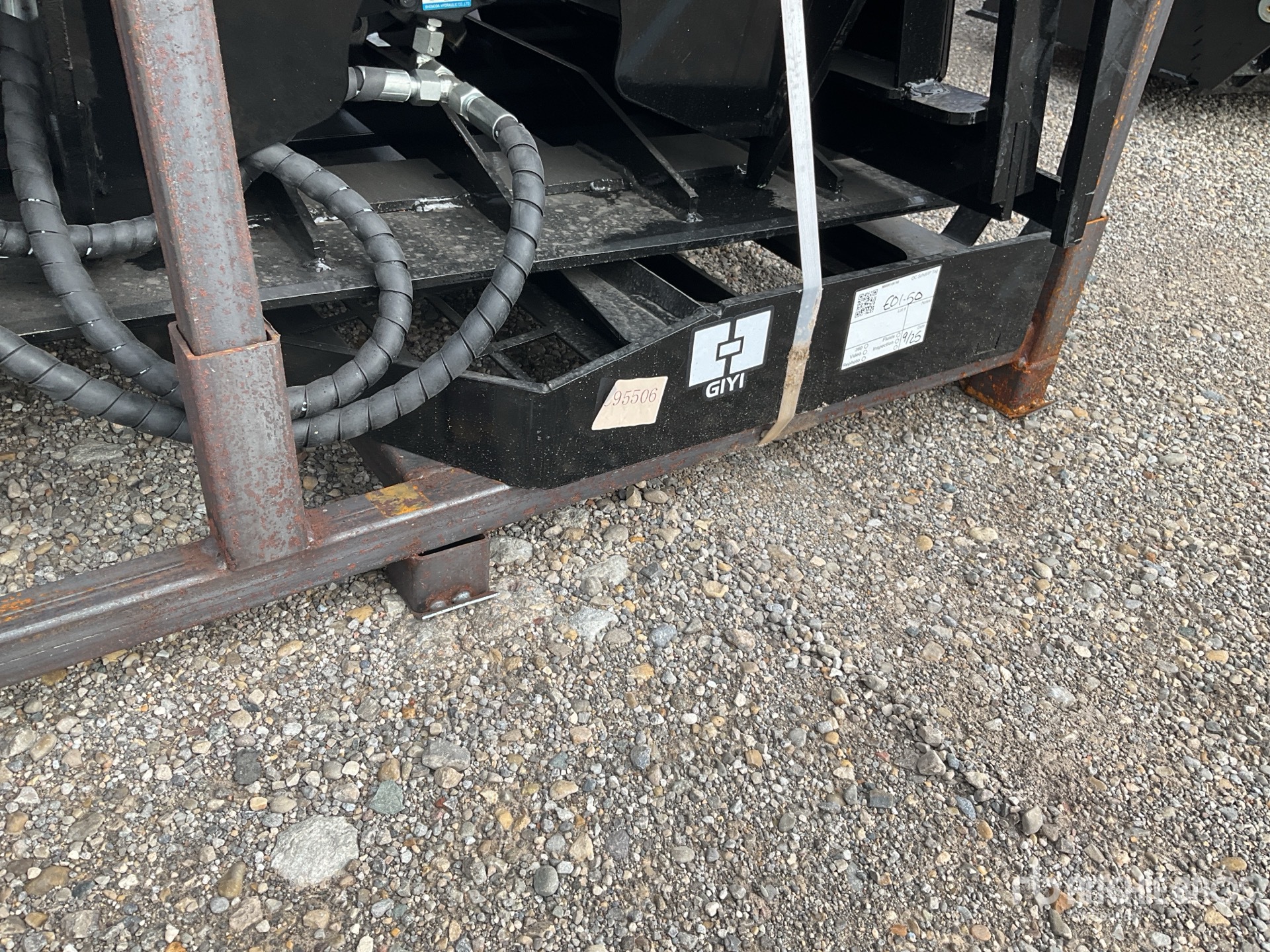 2025 GIYI GY-DHC Skid Steer Forks (Unused)
