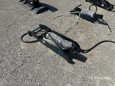 2025 GIYI GY-XJ7T 14 in Excavator Thumb - Fits Cat 7 - 9 ton (Unused)