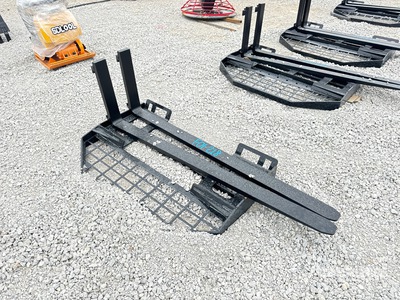 2025 GIYI GY-DHC Skid Steer Forks (Unused)