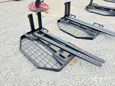 2025 GIYI GY-DHC 59 in Skid Steer Forks (Unused)