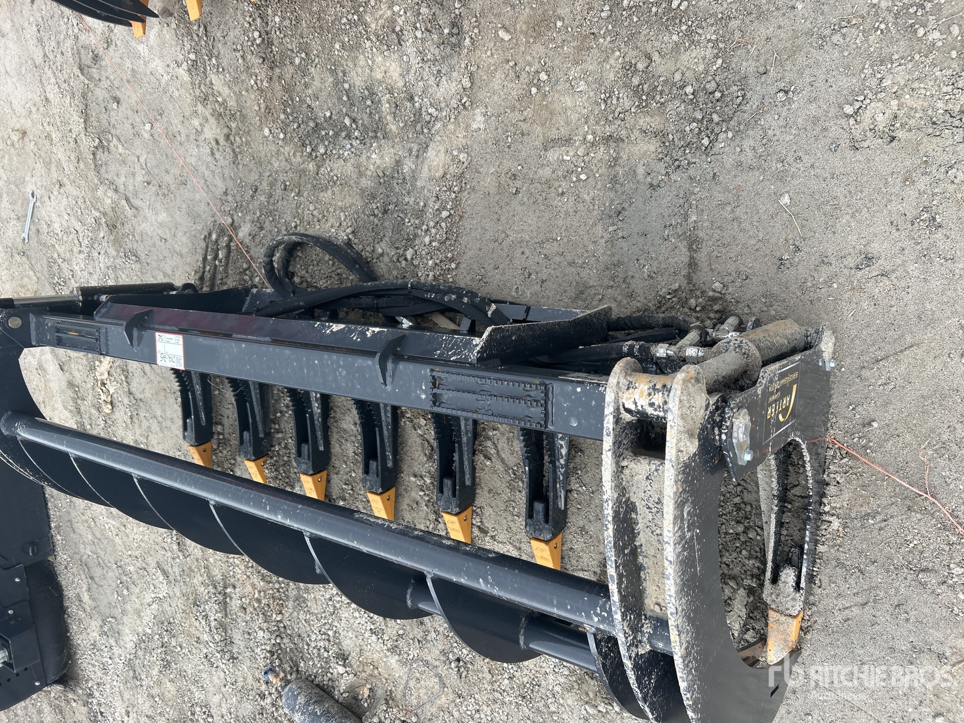 2025 ARTEER RR-78W 78 in Skid Steer Root Rake (Unused)