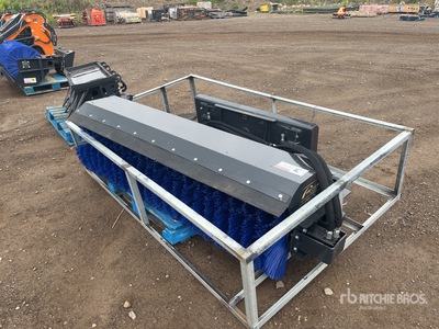 2025 ARTEER ASSB-72W 72 in ANGLE Skid Steer Broom (Unused)