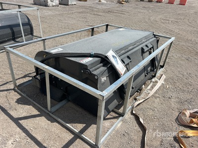 2025 ARTEER HDBC-72W 72 in Kompaktlader-Kehrmaschine (Unused)