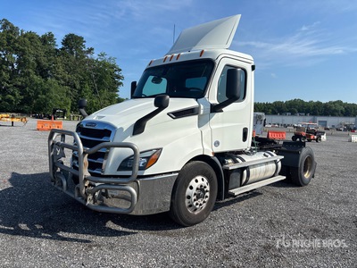 2019 Freightliner Cascadia 116 4x2 2-Achs Sattelzugmaschine (Inoperable)