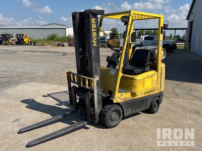 Hyster S35XM 3300 lb Cushion Tire Propane, 3 Stage , Side Shift, Cushion Tires Heftruck
