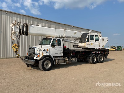 2009 Tadano TM35100 35 ton Straight Boom on 2009 Sterling L7500 6x4 mobiele kraan