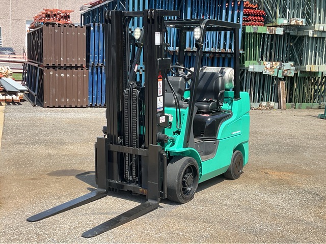 2016 Mitsubishi FGC30N