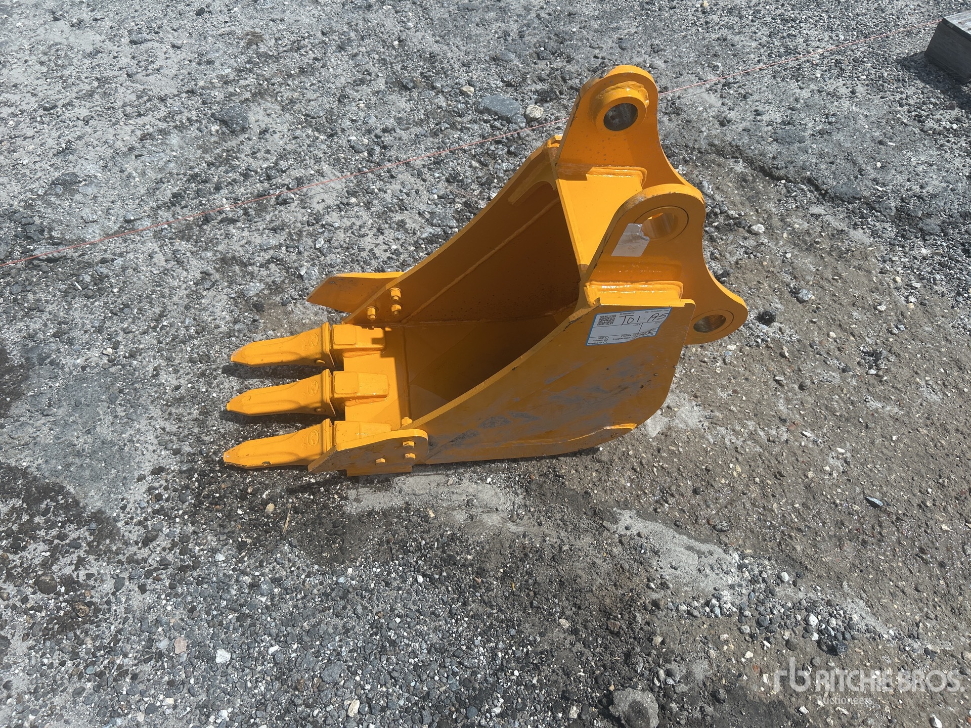 2025 GIYI GY-BK Excavator Bucket - Fits Cat 305 (Unused)
