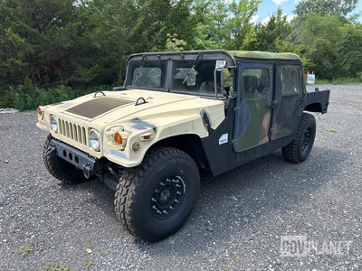 2008 AM General M1097R1 HMMWV 4 Door Soft Top w/Truck Body