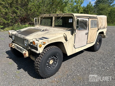 2007 AM General M1097R1 HMMWV 4 Door Soft Top w/Truck Body
