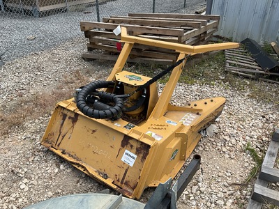 Diamond Mowers FBS048-G 48 in ألة فرم الأشجار