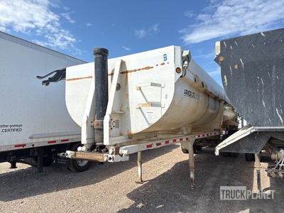2015 Armor Lite SHD3242 32 ft T/A Remorque à benne basculante arrière