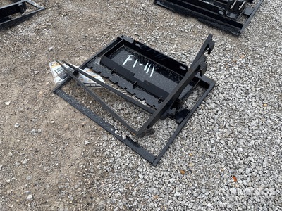 2025 GIYI GY-XHC 29 in Mini Skid Steer Forks (Unused)