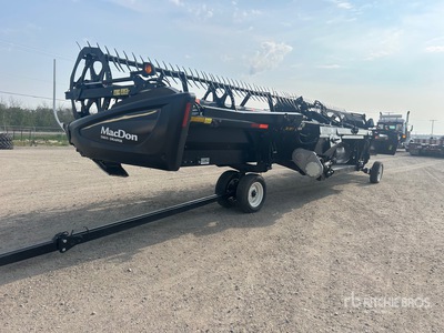 2014 MacDon D65-S 35 ft Schneidwerk