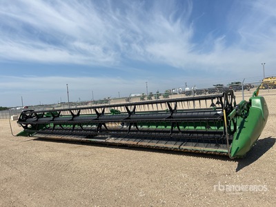 2014 John Deere 635D 35 ft Draper Combine Header