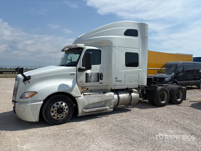 2019 International LT625 6x4 Sleeper Truck Tractor