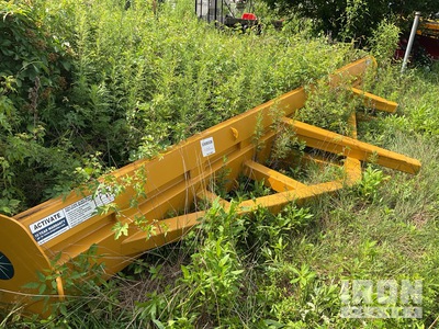 2022 (unverified) Pro-Tech LP18L 17 ft Snow Pusher (Unused)