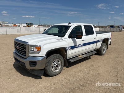 2018 GMC 2500 4x4 Crew Cab Pickup